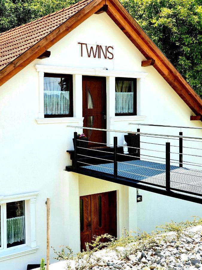 Twins Apartments Sovata Ngoại thất bức ảnh
